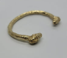 Load image into Gallery viewer, Azabache Bracelet