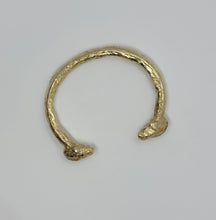 Load image into Gallery viewer, Azabache Bracelet