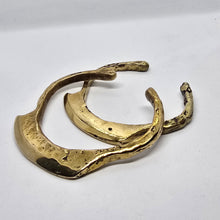 Load image into Gallery viewer, Axe bracelet
